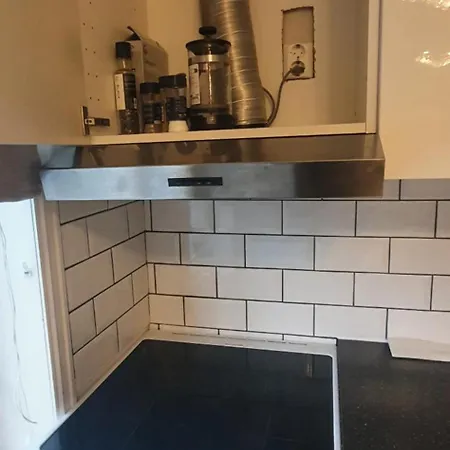 Nice, Cozy Apartment- Close To Everything *