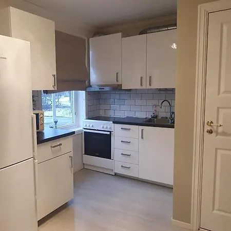 Nice, Cozy Apartment- Close To Everything טרונדהיים