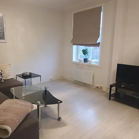 Lägenhet Nice, Cozy Apartment- Close To Everything *